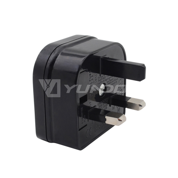 5732 fused plug socket adapter 2 pin to 3 pin travel adapter euro to uk power plug 
