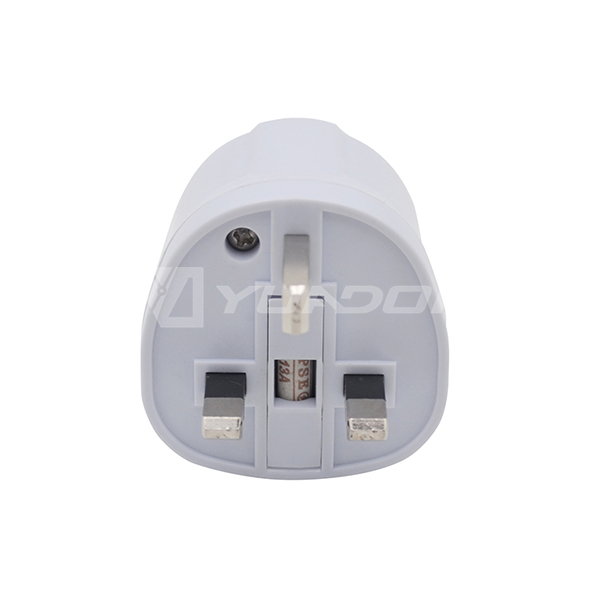 EU to UK plug adaptor Schuko to British travel adapter with BS8546