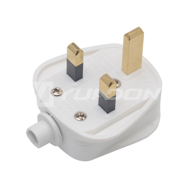 13 amp UK electrical plug with fuse 